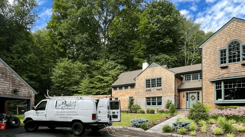 University Heights Power Washing power washing crew working in Cleveland, OH